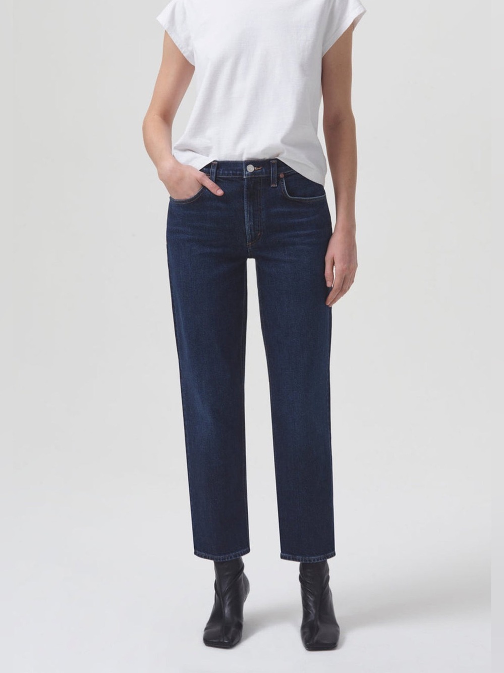 Agolde Kye Mid-Rise Straight Crop Jean in Song wash